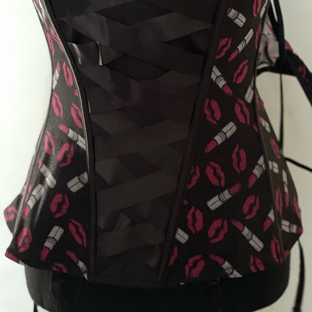New Bustier Black….Red….White Lipstick with Thongs